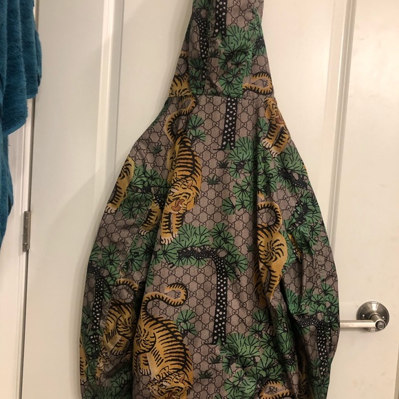 Gucci - Picture 2 of 8